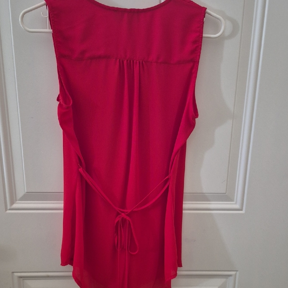 My Michelle Bold Red Sleeveless Blouse - Picture 5 of 7